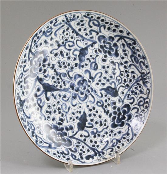 A Chinese export blue and white dish, Qianlong period, diameter 28cm, cracked